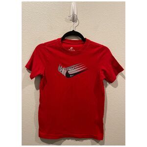 NIKE Tricou Core Brandmark 3 Red Short Sleeve Tee